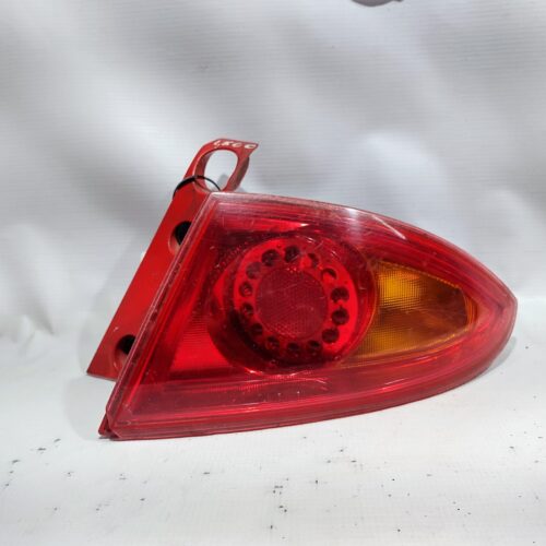 STOP DERECHO PARA SEAT (2006-2010)
98205200