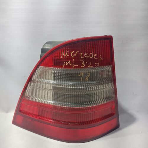 STOP IZQUIERDO PARA MERCEDES BENZ
(1998-2005) A1638200364 