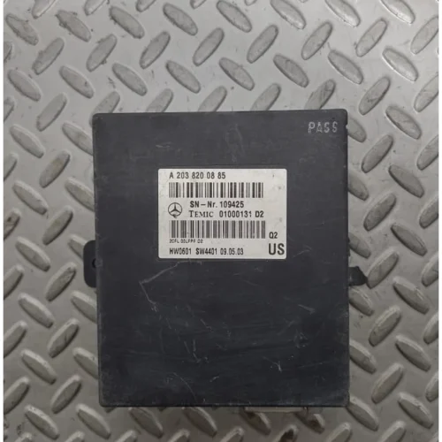 MODULO DE CONTROL DE COMUNICACION PARA
MERCEDES BENZ (2000-2007) A2038200885 