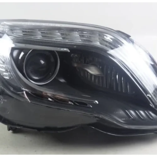 FARO DERECHO PARA MERCEDES BENZ
(2008-2015) A2048201639 