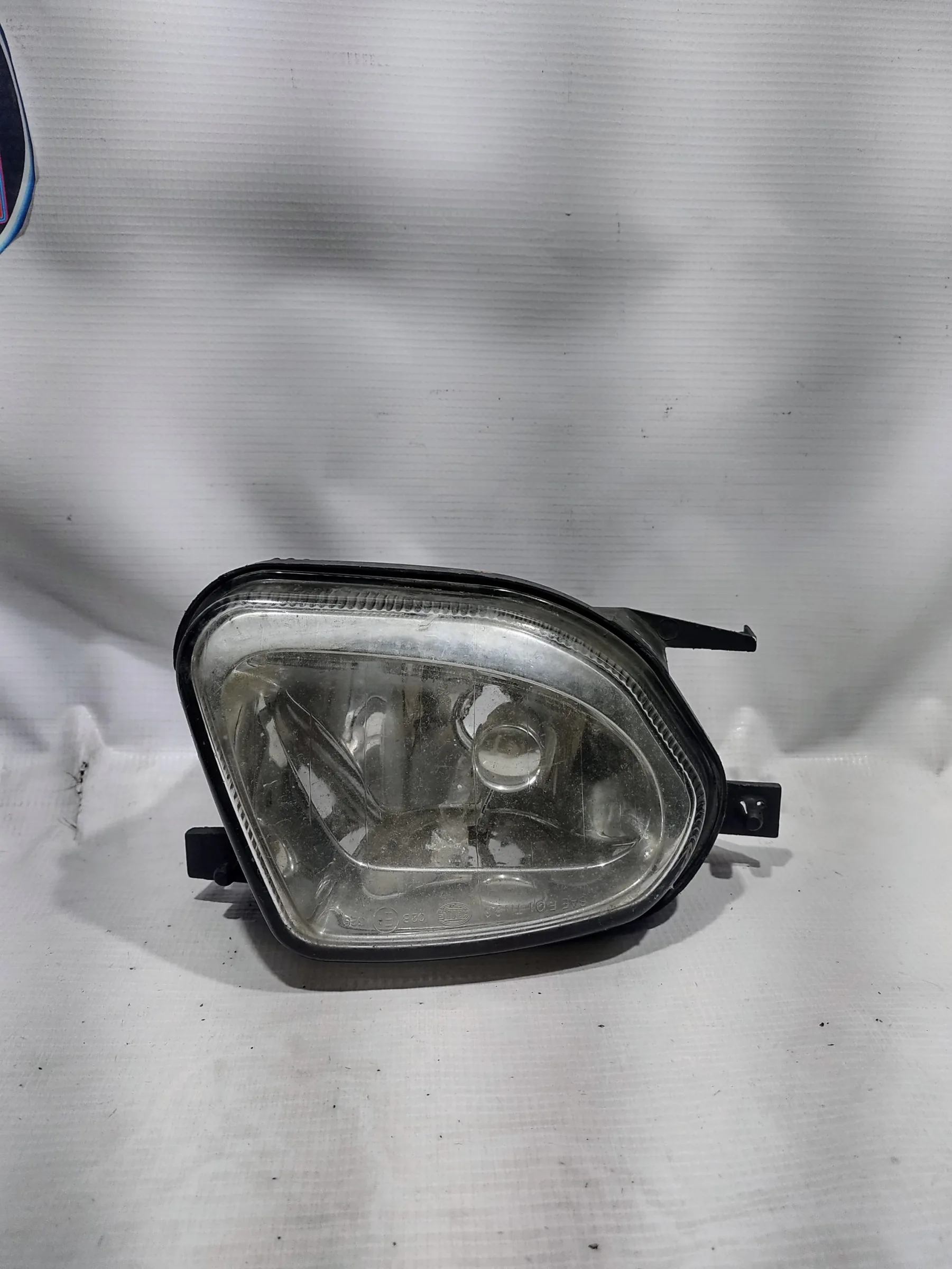 NEBLINERA DERECHA PARA MERCEDES BENZ (2003-2010) A2118200656 1 NEBLINERA DERECHA PARA MERCEDES BENZ
(2003-2010) A2118200656