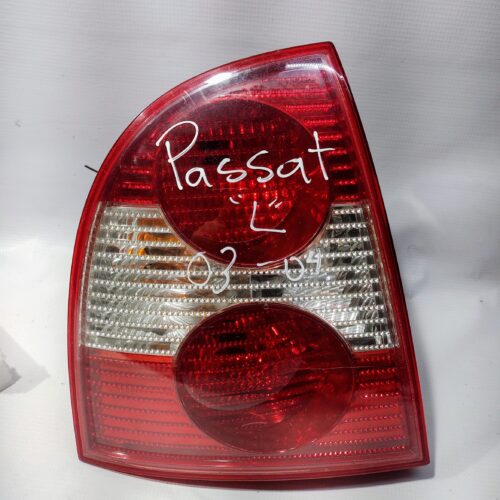 STOP IZQUIERDO PARA VOLKSWAGEN
(2002-2006) AM88844064 