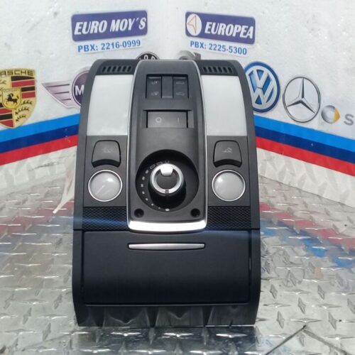 LUZ DE TECHO PARA AUDI Q7 2007, 2008,
2009, 2010, 2011, 2012, 2013, 2014, 2015