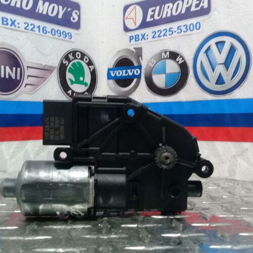 MOTOR DE SUNROOF PARA AUDI Q7 2007, 2008,
2009, 2010, 2011, 2012, 2013, 2014, 2015