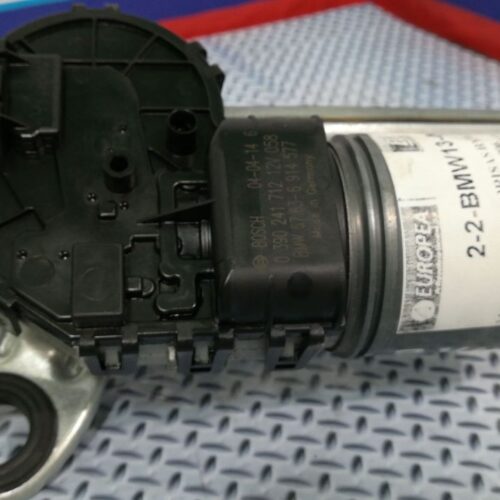 MOTOR DE PARABRISAS PARA BMW X3 E83 2003,
2004, 2005, 2006. . . 2014, 2015