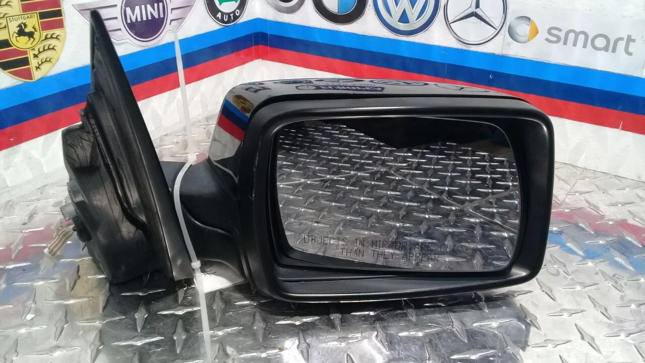 RETROVISOR R DERECHO ELÉCTRICO CON CONEXIÓN FLEX PARA BMW X3 E83 2007, 2008, 2009, 2010 1 RETROVISOR R DERECHO ELÉCTRICO CON
CONEXIÓN FLEX PARA BMW X3 E83 2007, 2008, 2009, 2010