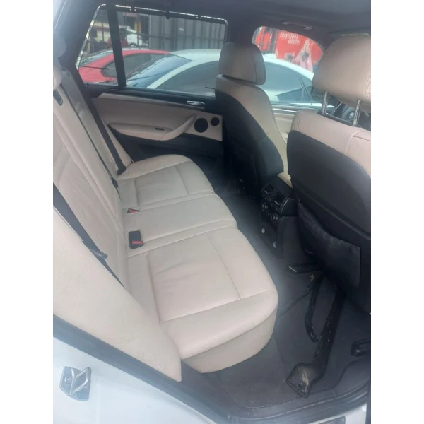 Camioneta BMW X5 E70 Color Blanco - Imagen 6