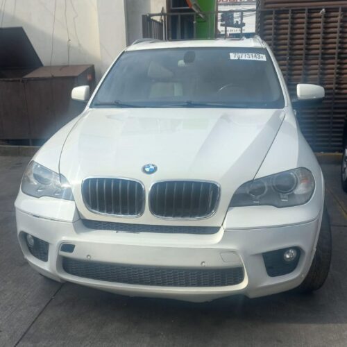 Camioneta BMW X5 E70 Color Blanco