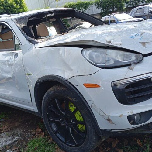 REPUESTOS USADOS PARA PORSCHE CAYENNE HIBRIDA MODELO 2016