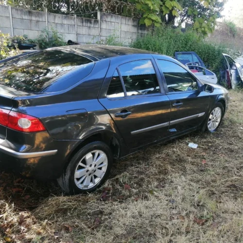 REPUESTOS USADOS PARA RENAULT LAGUNA 2.0L MECANICO MODELO 2006