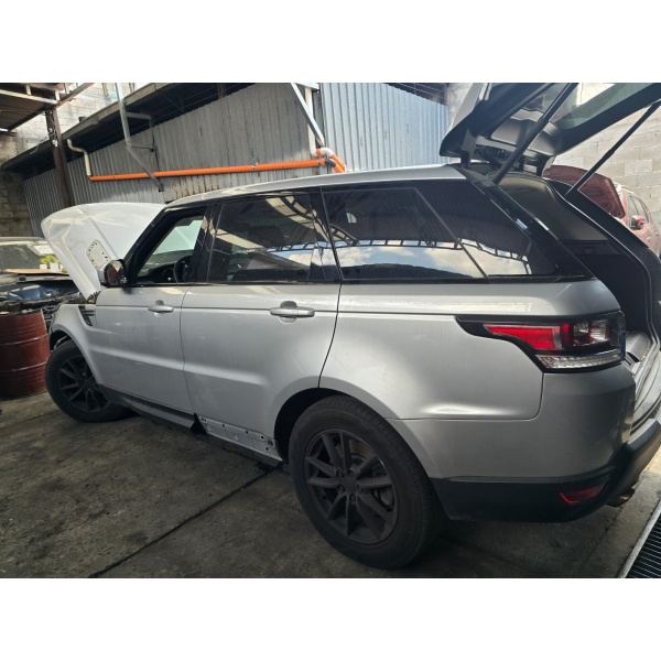 REPUESTOS USADOS PARA RANGE ROVER SPORT MODELO 2015