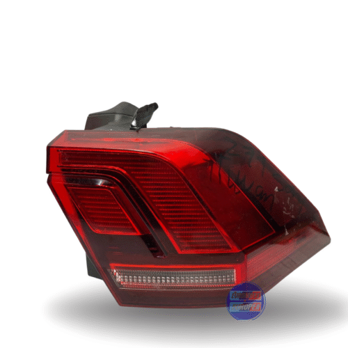 STOP RH LED  PARA VOLKSWAGEN  TIGUAN  2016-2018 (2SD013266-04)