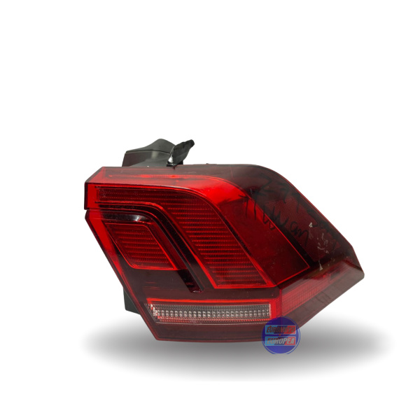 STOP RH LED  PARA VOLKSWAGEN  TIGUAN  2016-2018 (2SD013266-04)