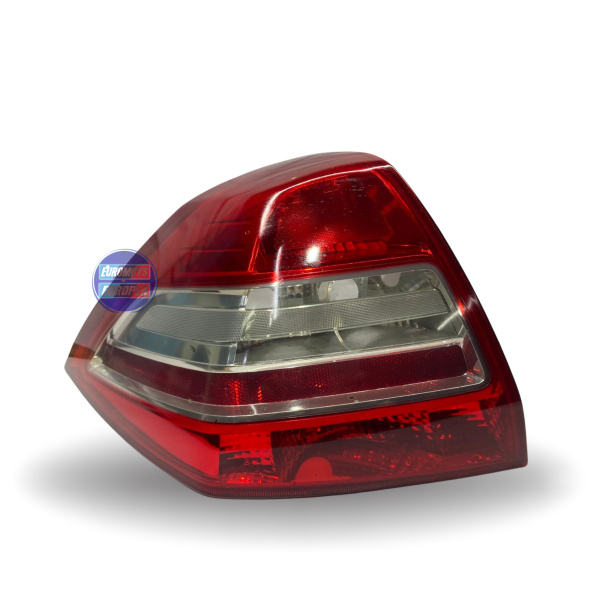 STOP LH PARA RENAULT MEGANE II SEDAN 2002-2007 (8200417345)