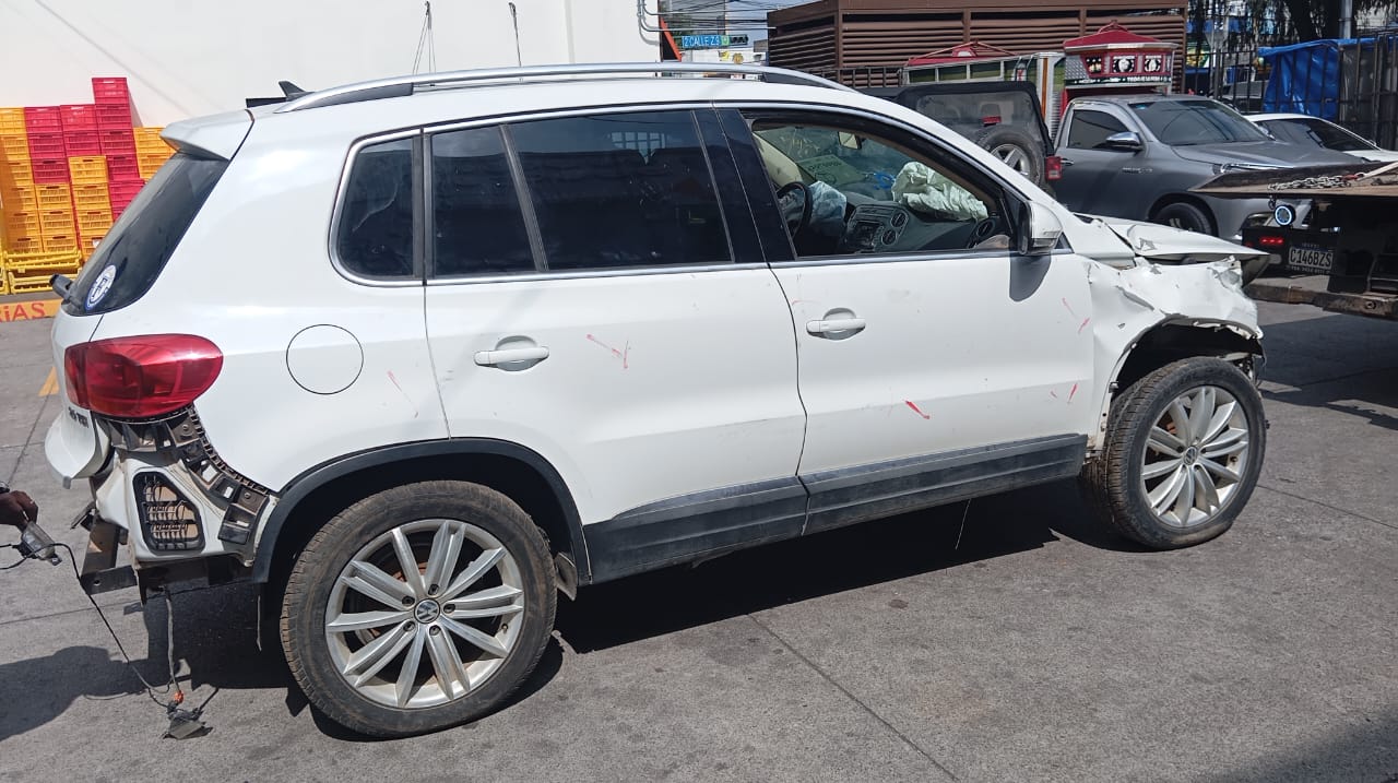 REPUESTOS USADOS PARA VW TIGUAN 2.0TSI AUTOMATICO MODELO 2014 1 REPUESTOS USADOS PARA VW TIGUAN 2.0TSI AUTOMATICO MODELO 2014