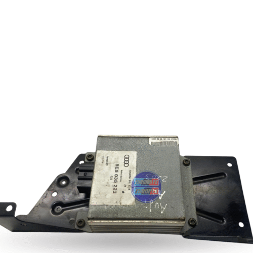 AMPLIFICADOR  AUDIO METAL PARA AUDI A4 2001-2005 (8E5035223)