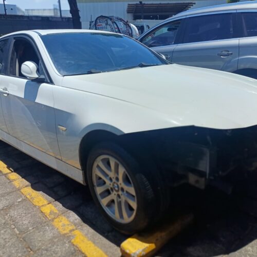 REPUESTOS USADOS PARA BMW 328i E90 AUTOMATICO MODELO 2008 DISPONIBLES AQUI