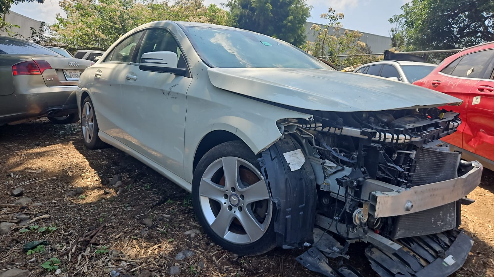 REPUESTOS USADOS PARA MERCEDES BENZ CLA250 MODELO 2014 DISPONIBLES AQUI 4 REPUESTOS USADOS PARA MERCEDES BENZ CLA250 MODELO 2014 DISPONIBLES AQUI - Imagen 4